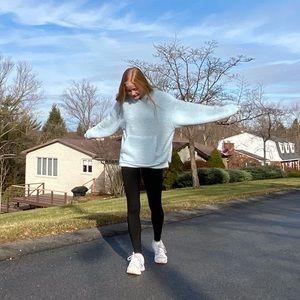 Meet your Posher, Tess